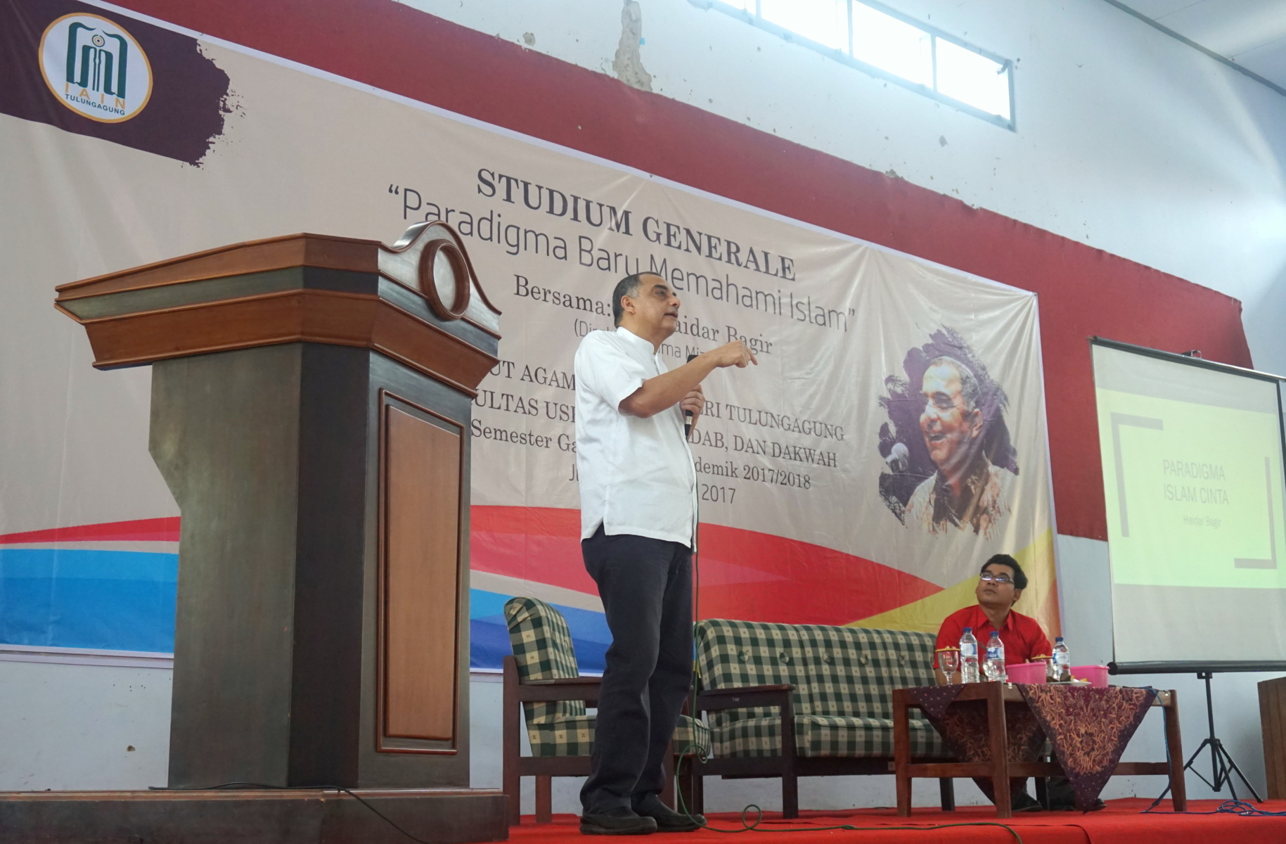FUAD Studium Generale Bersama Dr. Haidar Bagir