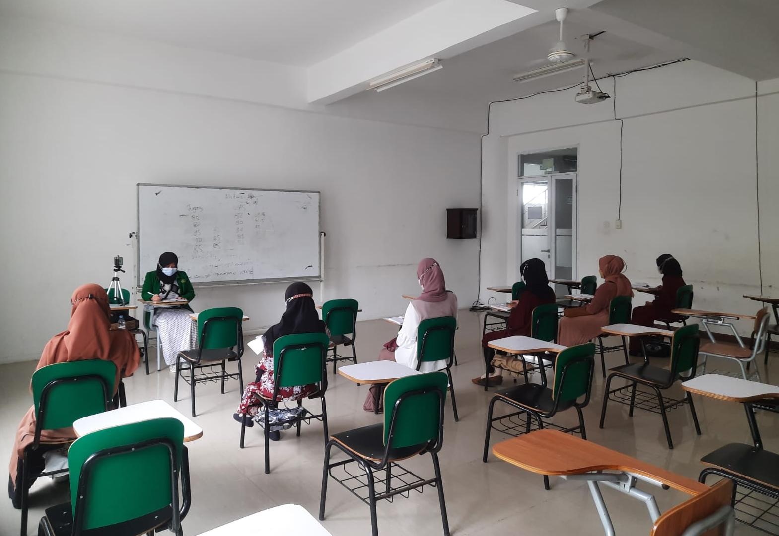 Hari Pertama PTMT di UIN SATU Tulungagung Berlangsung Lancar