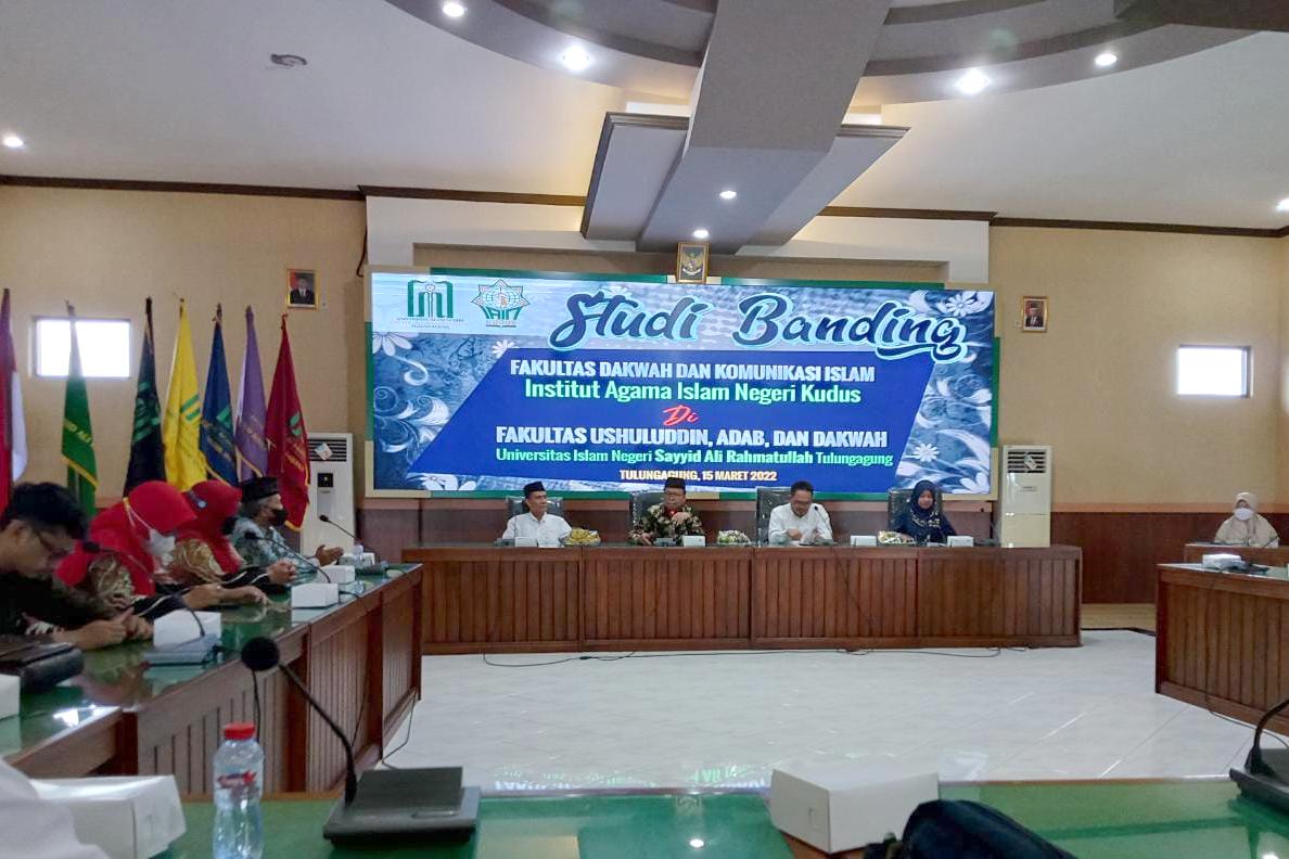 FDKI IAIN Kudus Studi Banding di FUAD UIN SATU Tulungagung