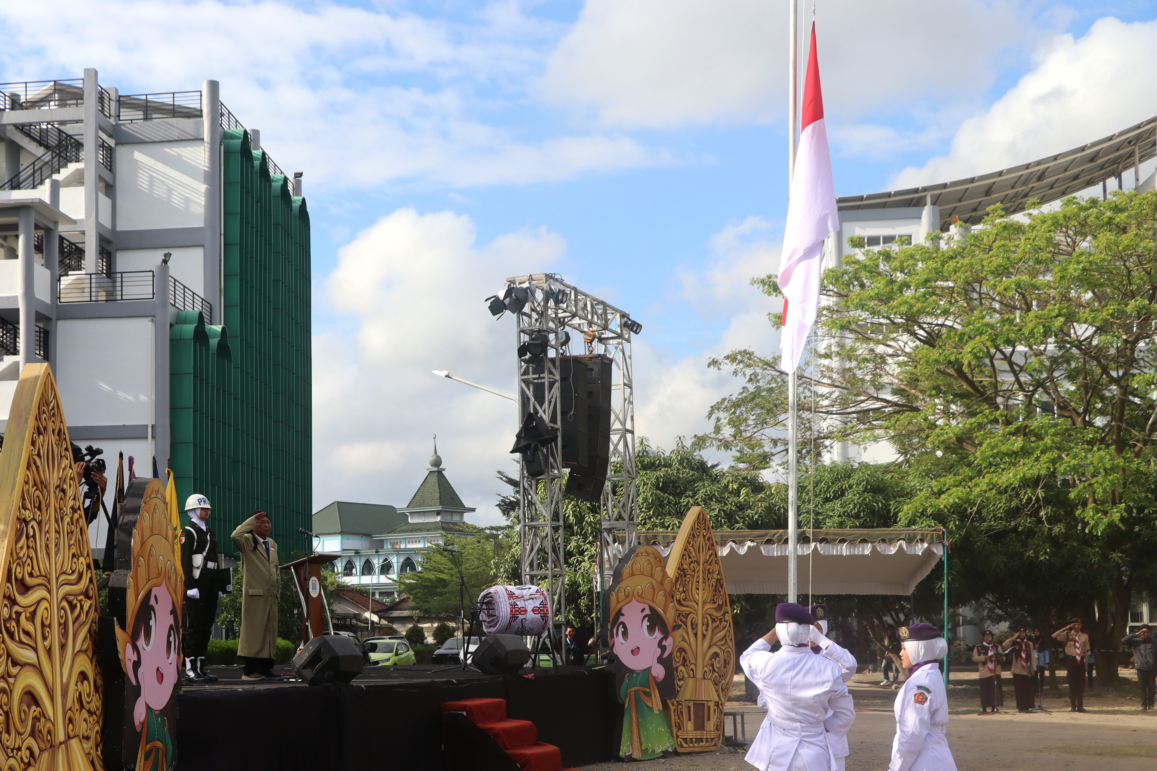 Peringati HUT Kemerdekaan RI ke-78 UIN SATU Tulungagung Gelar Upacara Bendera