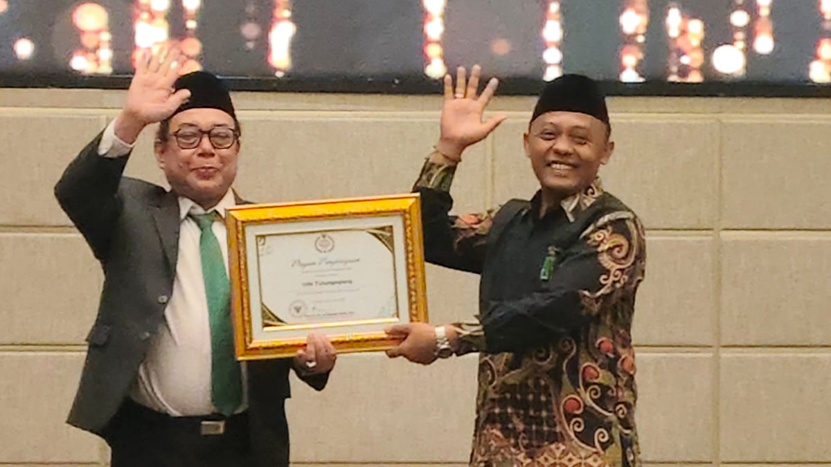UPZ UIN SATU Tulungagung Raih Penghargaan Pengumpul Zakat Terbanyak ke-3 di Jawa Timur 3 20251009 UPZ UIN SATU Tulungagung Raih Penghargaan Pengumpul Zakat Terbanyak ke 3 di Jawa Timur 1